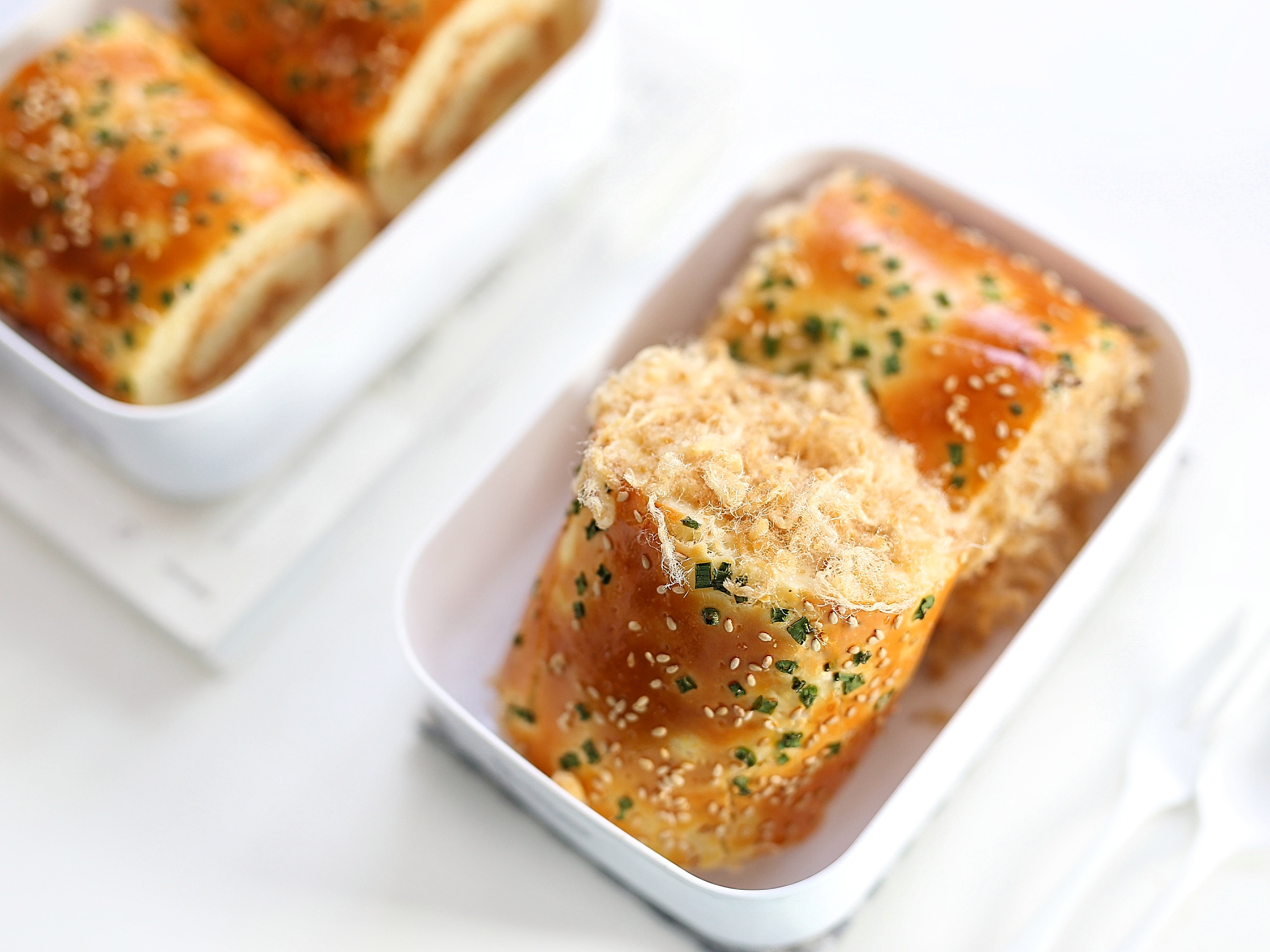 肉松蛋糕卷怎么烤不开裂,柔软不开裂香葱肉松蛋糕卷