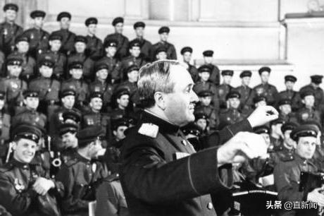 俄罗斯七律长征,俄罗斯合唱团七律长征