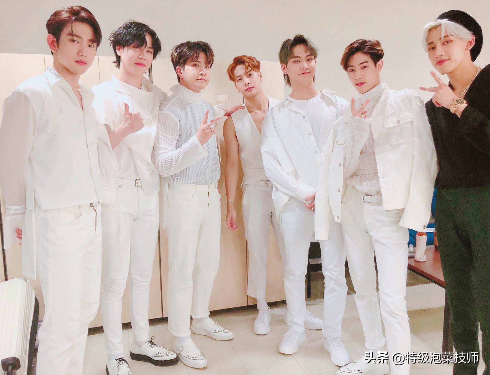 男偶像贴身衣物做奖品?主办方觉得在送福利,粉丝却一脸尴尬