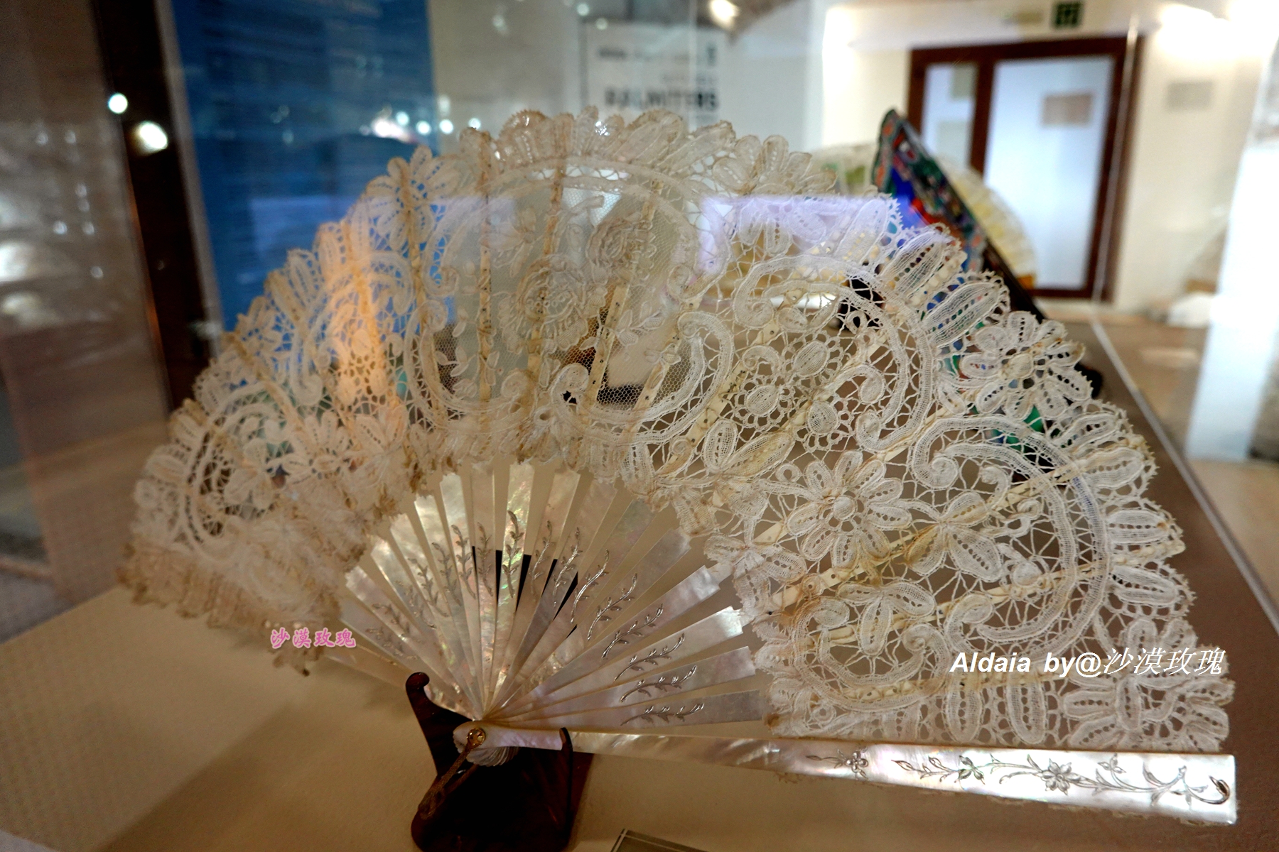 折扇起源于明清时代对吗,折扇是日本传的吗