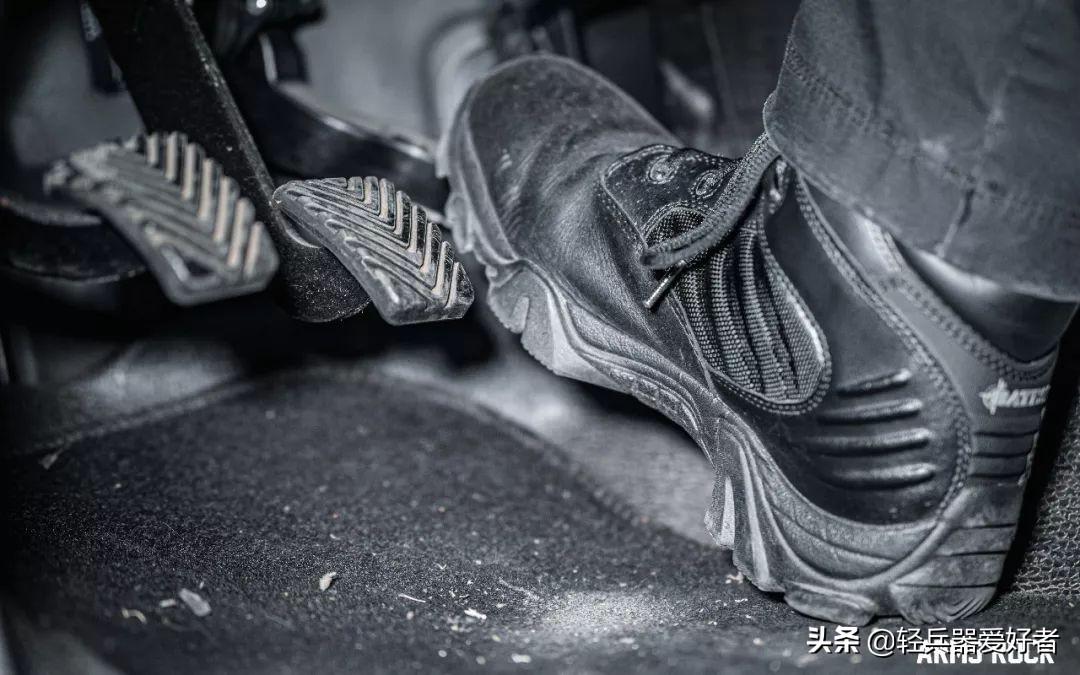 军靴夏季透气吗,作战靴真的适合日常穿吗