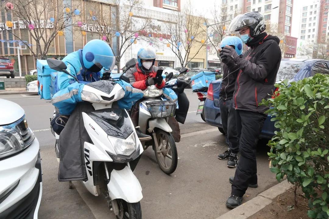 特别策划•图说|外卖大哥王洪强的努力与坚持