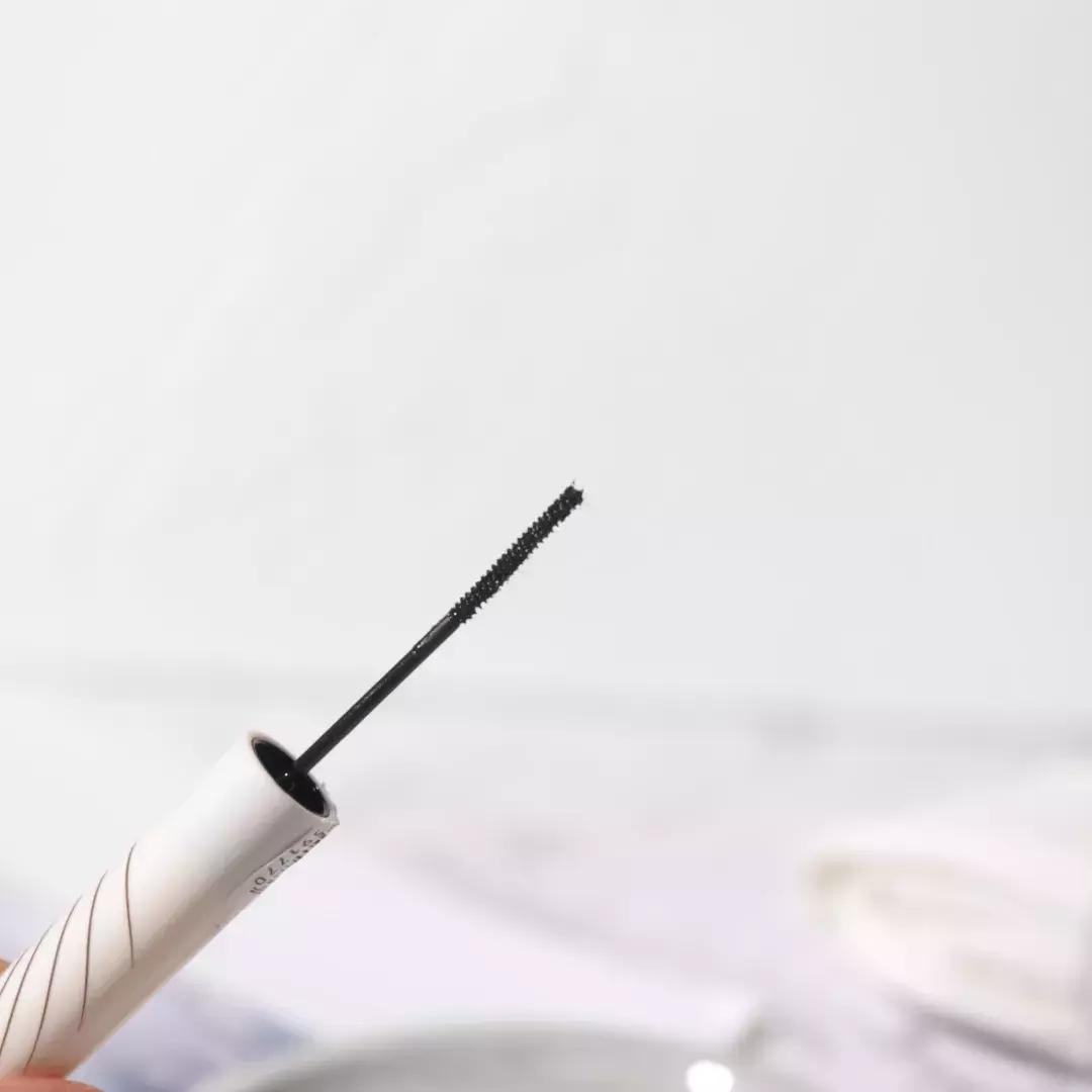 单眼皮肿眼泡如何画汉服妆容,肿眼泡单眼皮桃花妆