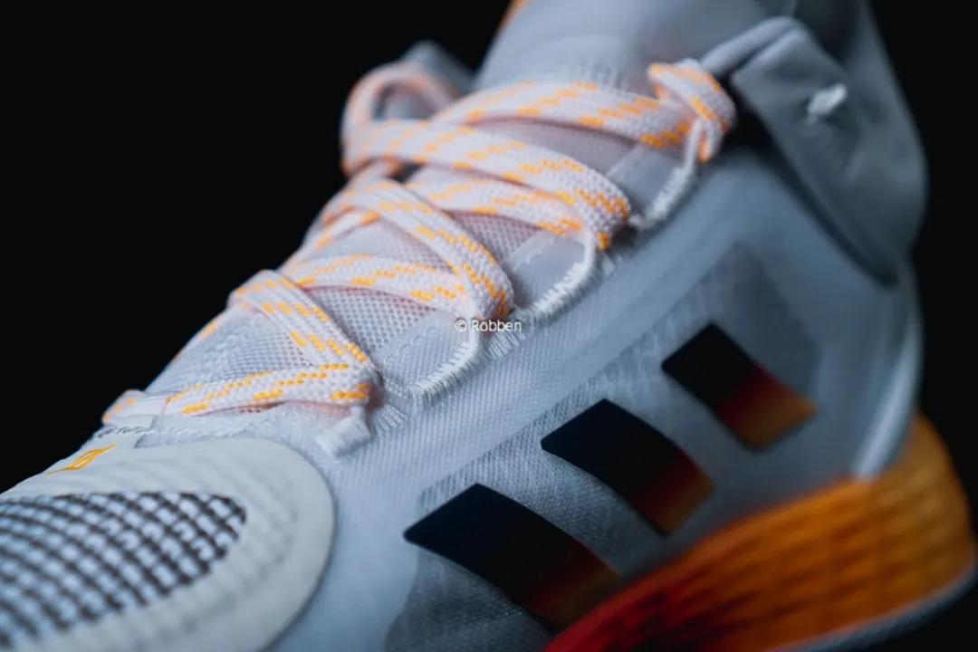 与罗斯11外形相像的鞋,罗斯11和米切尔3怎么选