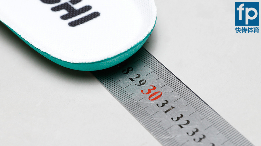 匹克态极2警告色开箱,匹克态极小球测评