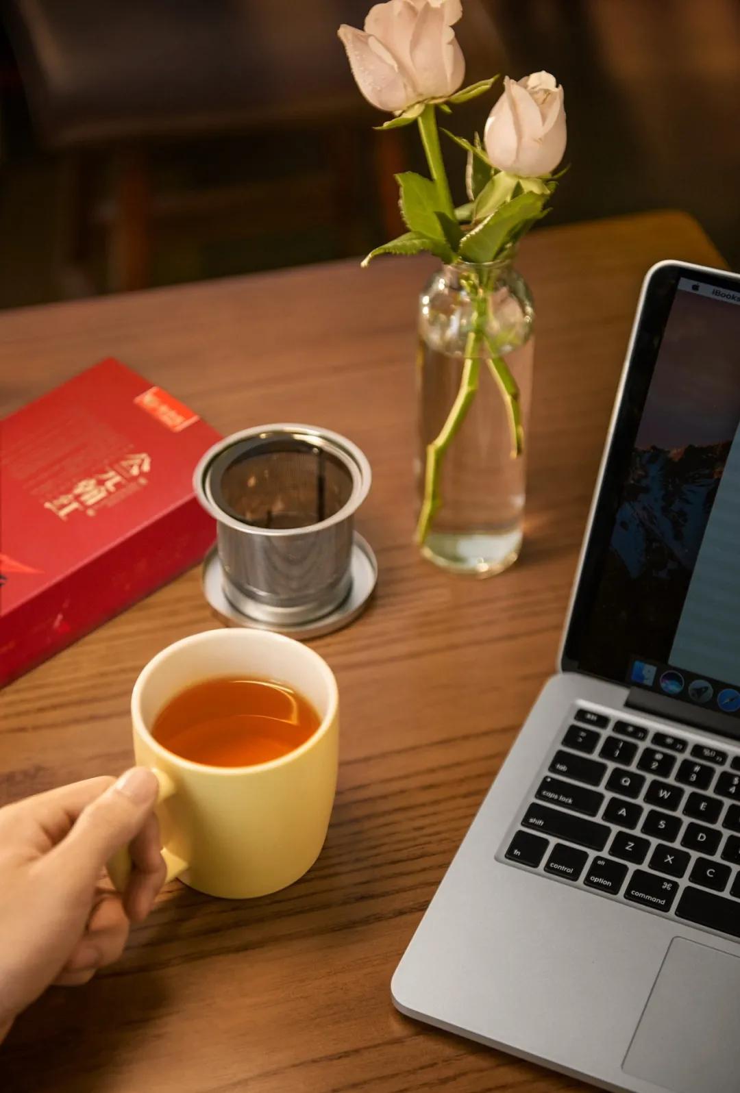 当遍地都是咖啡馆时，茶馆应该怎么开？