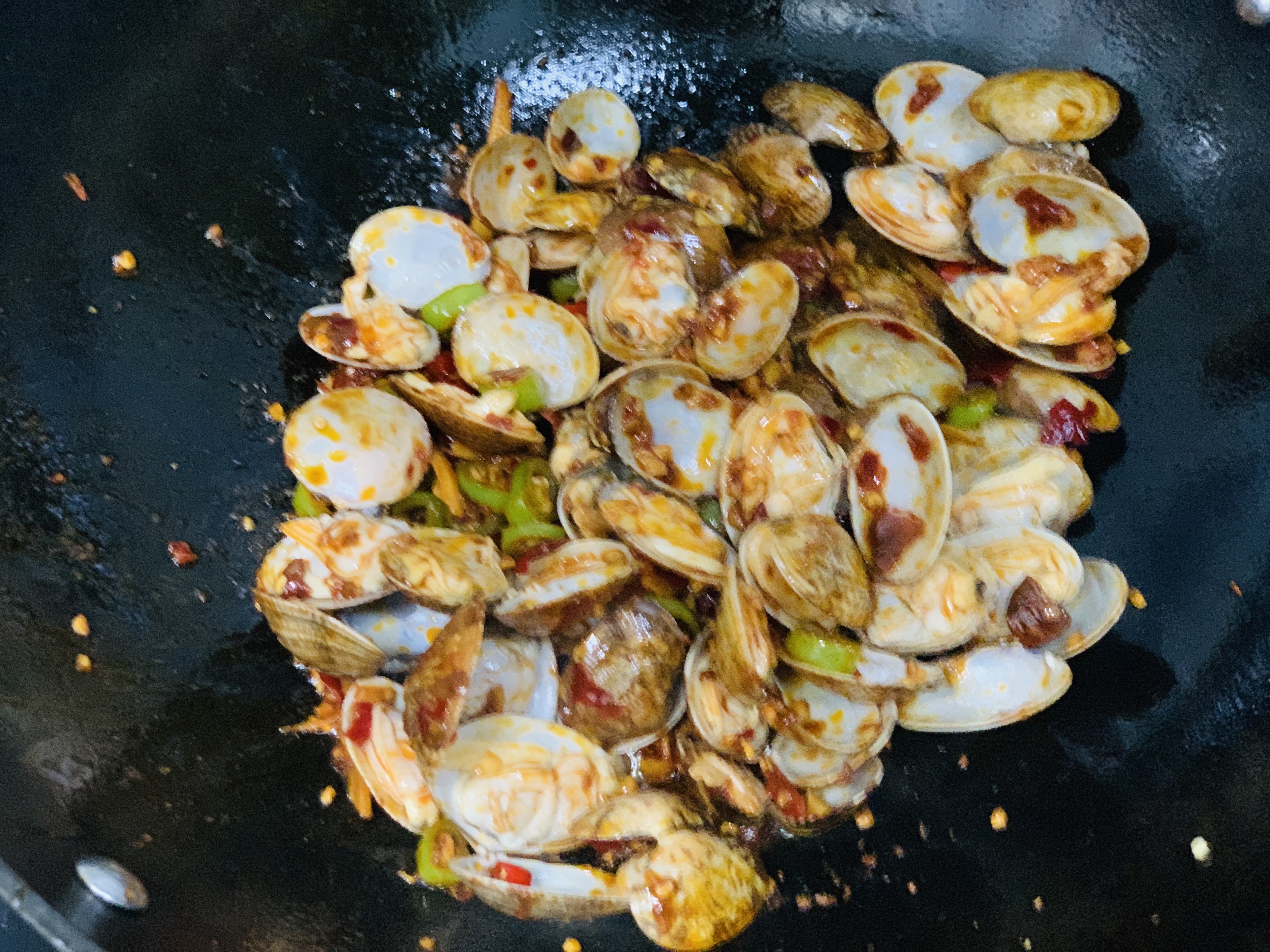 锡纸花甲粉汤怎么做好吃,锡纸花甲粉丝汤底的正宗做法