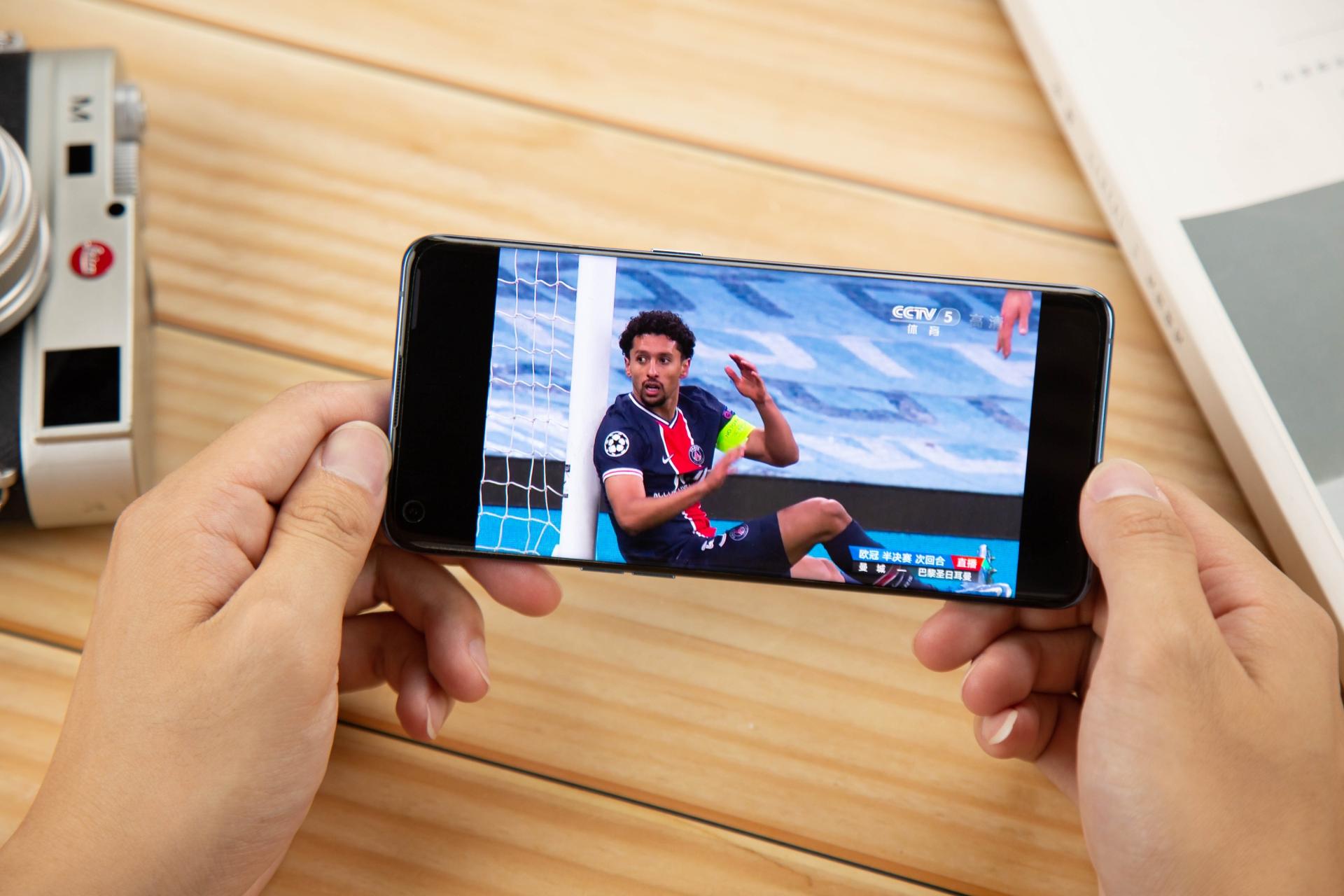 c罗和伊布巅峰对决视频,c罗大战伊布完整版