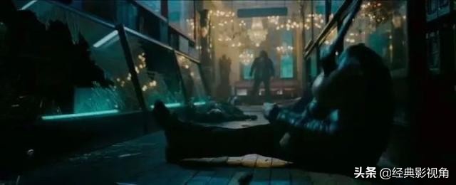 John神”基努·里维斯在此，诸神退位