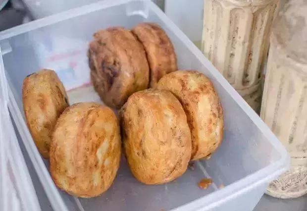 千万不要和谁做朋友,千万不要和人缘好的人做朋友