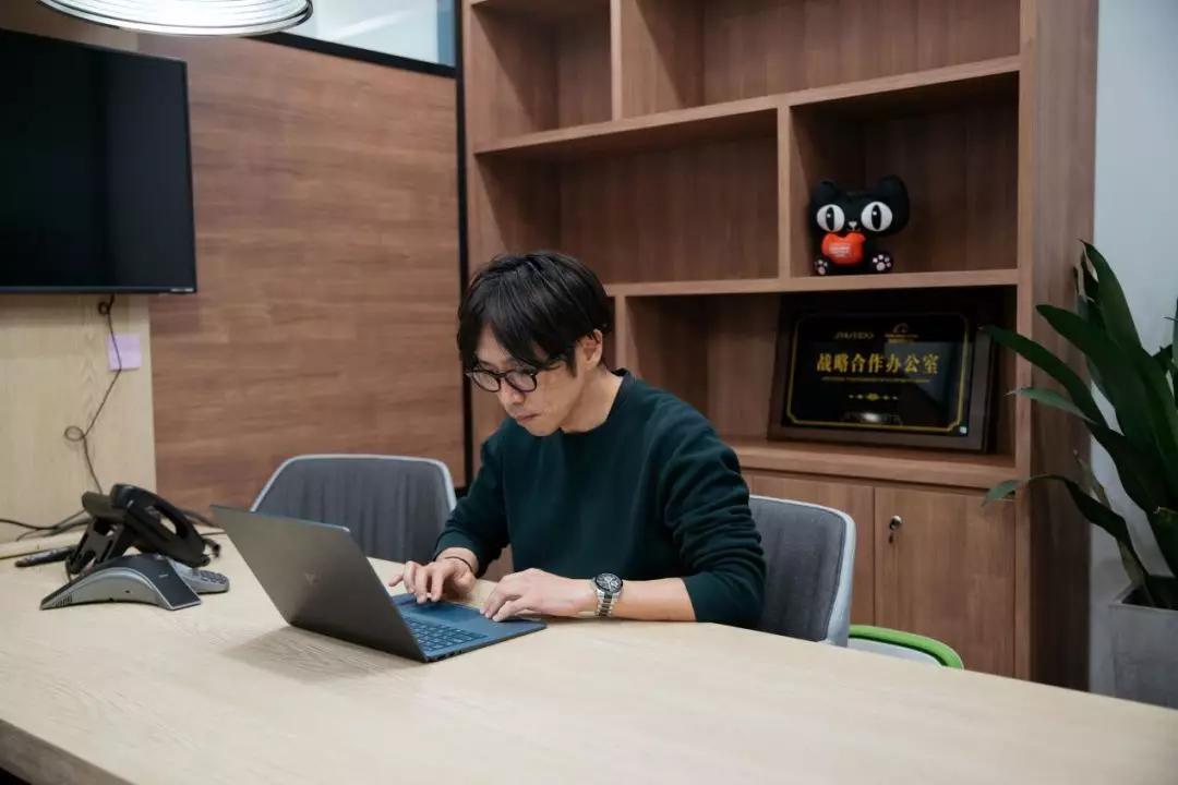 资生堂的中场战事:为赶上中国速度,直接在阿里边上开了间办公室