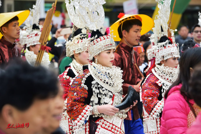 台江苗族姊妹节巡游,台江苗族姊妹节苗族服装