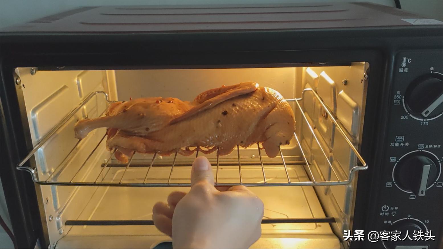 烤鸭酱料怎么调好吃,传统烤鸭酱料怎么调