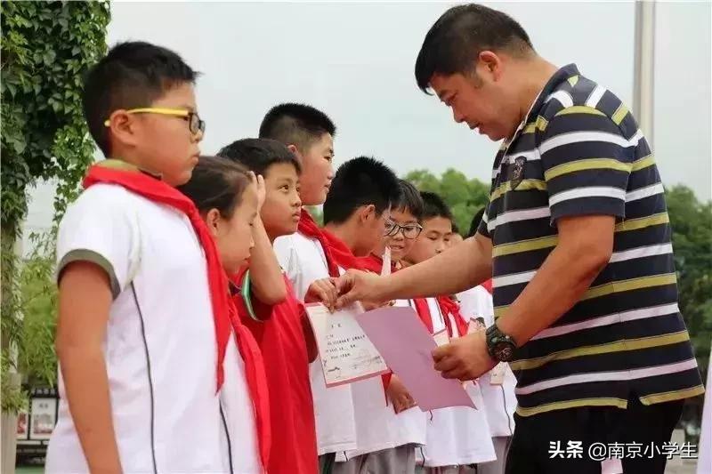 卓雅小学足球比赛,校园足球联赛圆满落幕报道