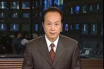 罗京去世恩爱妻子改嫁,罗京去世11年妻子改嫁儿子长大