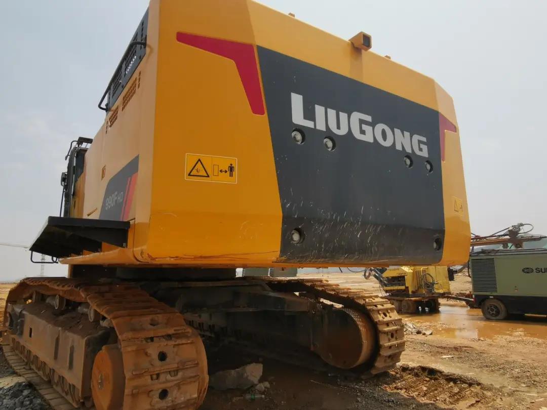 PK掉“两广神机”,柳工成广西梧州莫老板首选品牌