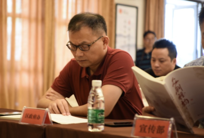 璇楃ぞ閲囬娲诲姩,浼楀垱璇楃ぞ涓冨緥