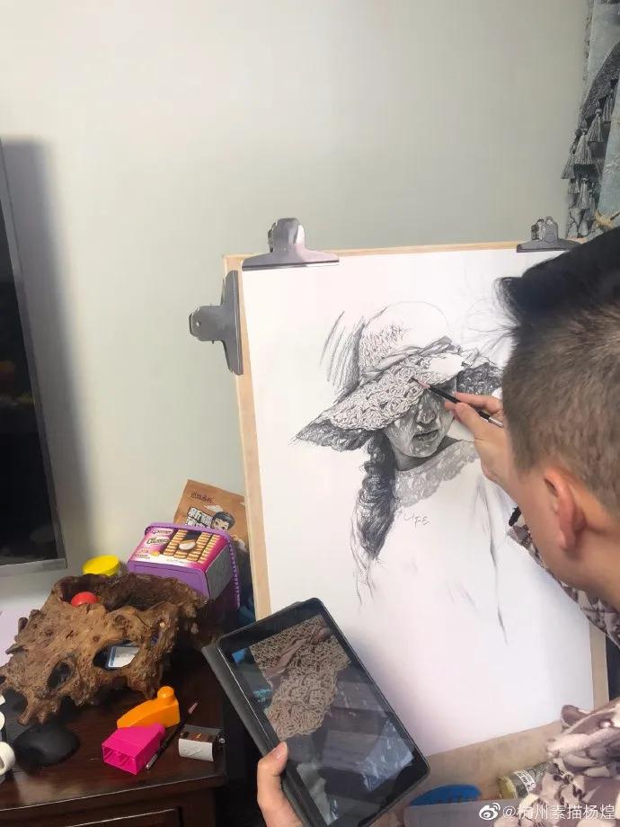 他笔下的女子油画细腻唯美,古典美女画唯美古风素描