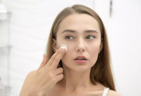 懒人的护肤日常方便又好用,懒人最简单护肤步骤视频