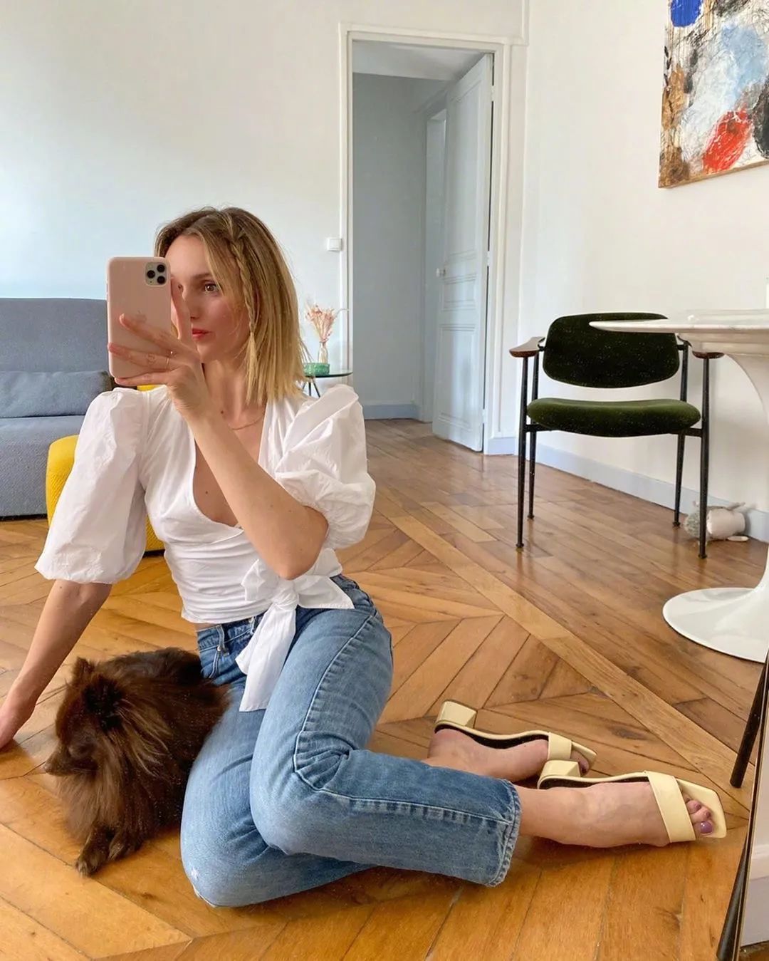 宽腿牛仔裤搭配什么鞋好看,情侣款百搭牛仔裤搭配什么鞋子