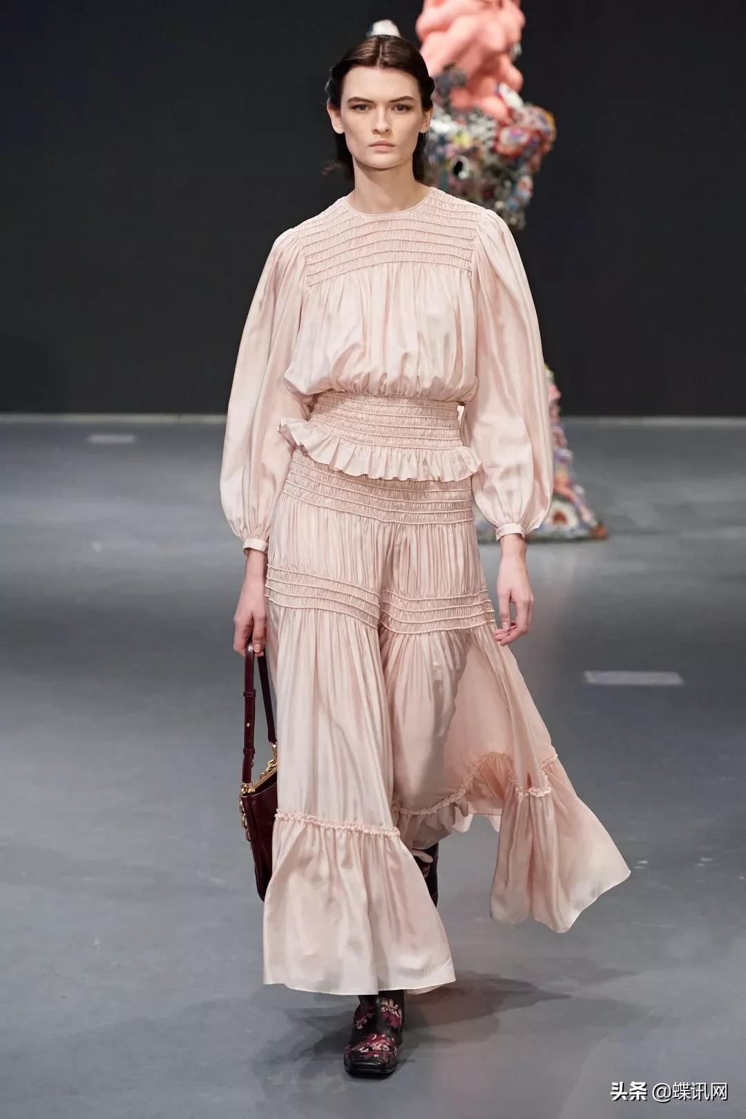 toryburch是真珍珠吗,toryburch算不算奢侈品牌