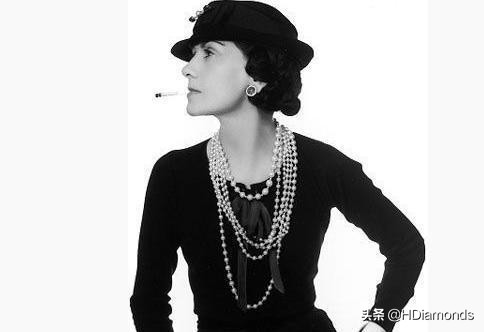 女人尽量少戴这3种“首饰”,女人戴几件首饰最适合