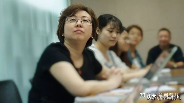 儿保界泰斗鼎力推荐，章岚医生门诊二十多年精华，答案全在这里！