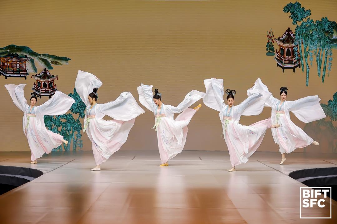 2021年清华服装设计毕业秀,中国优秀的服装设计毕业秀