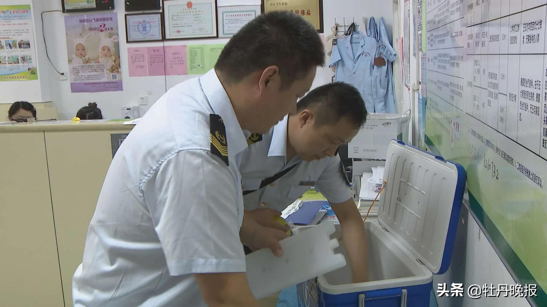 一岁宝宝打乙脑疫苗发烧39度,儿童接种疫苗后惊厥送医死亡