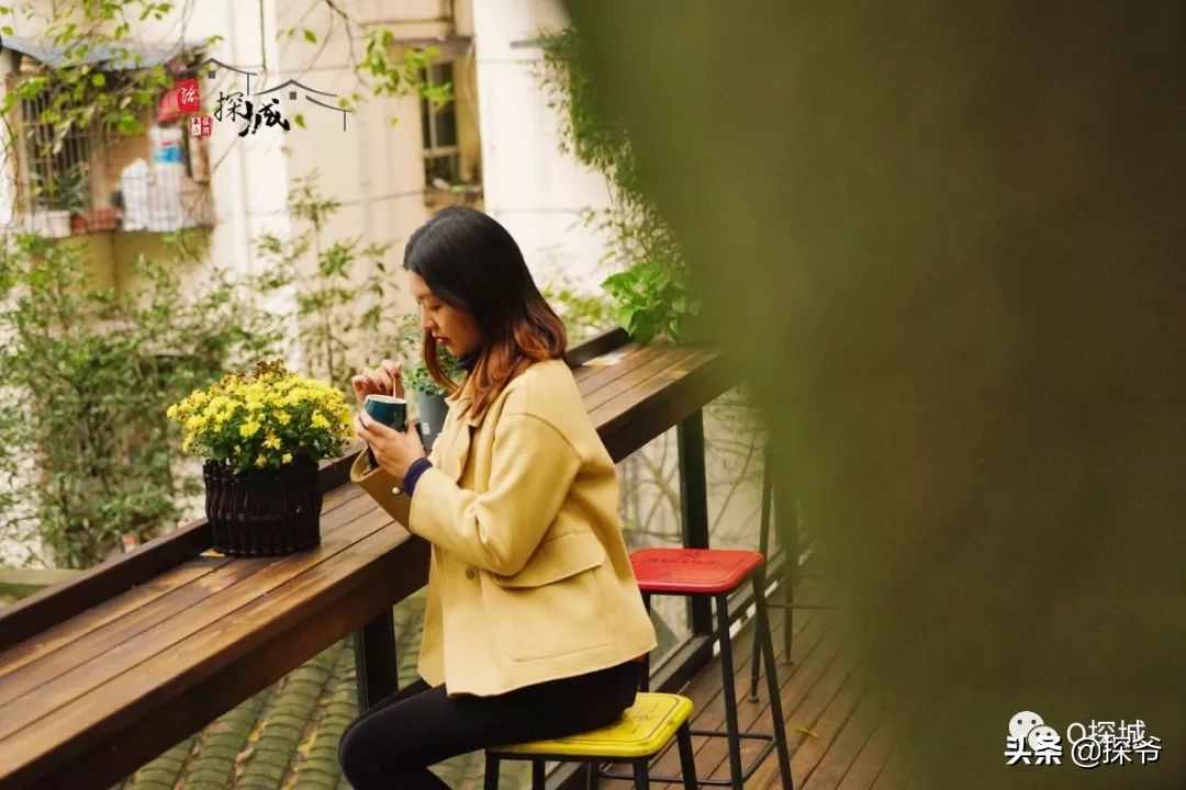 重庆山坡上喝茶,重庆山上格调露天咖啡馆