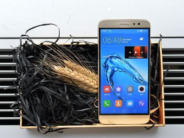 从3299降到1799的手机,华为手机99900元左右哪款好