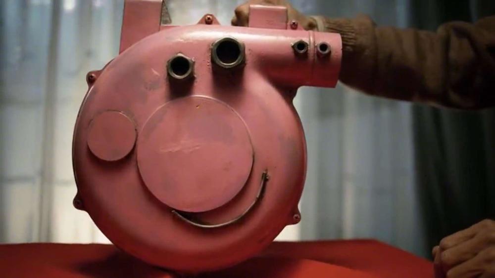 “五环外”的新商业：撕开娱乐、消费的钱袋子价格降级服务升级