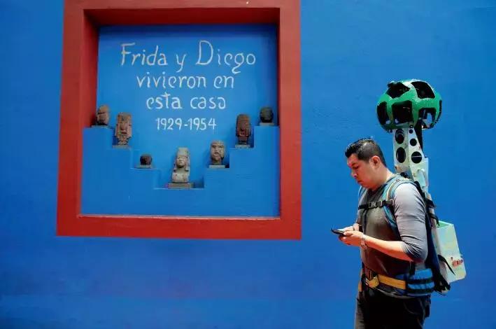 蓝屋子,蓝色房间的秘密