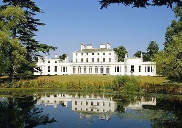 梅根王妃有多迷信,梅根福克斯受欢迎吗