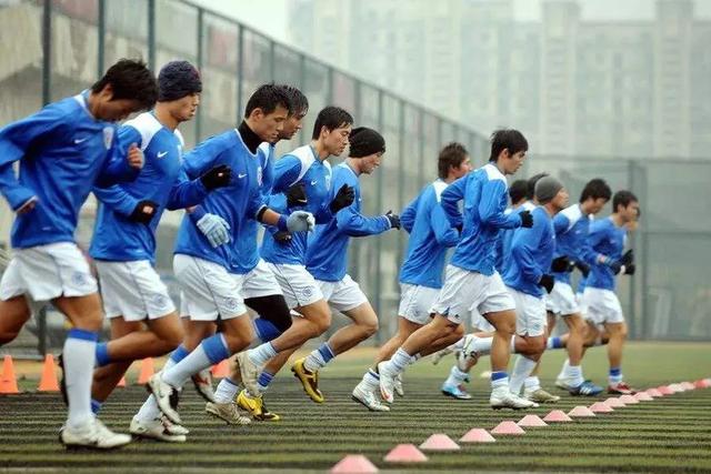 中国足协名场面抽扑克牌,足协十大最离奇的操作