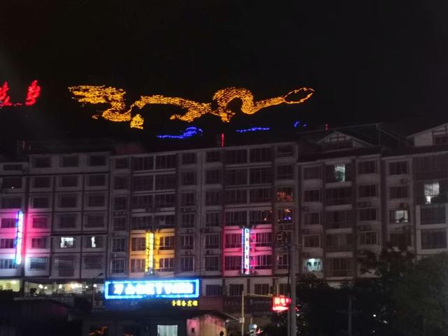 龙胜小城夜景视频,桂林龙胜有多漂亮