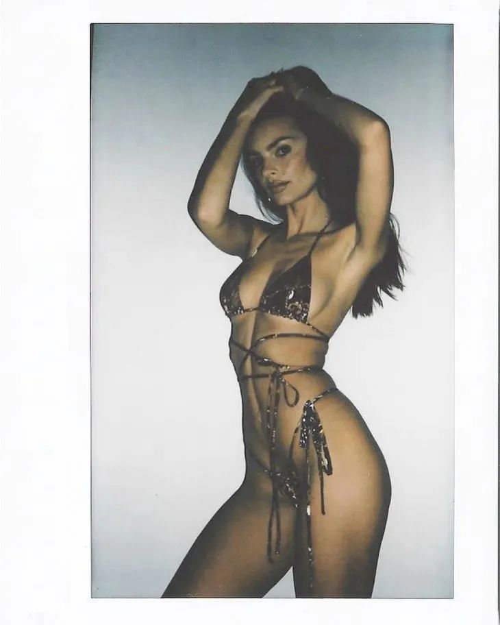 高考完第一天穿什么衣服,高考完第一件事健身