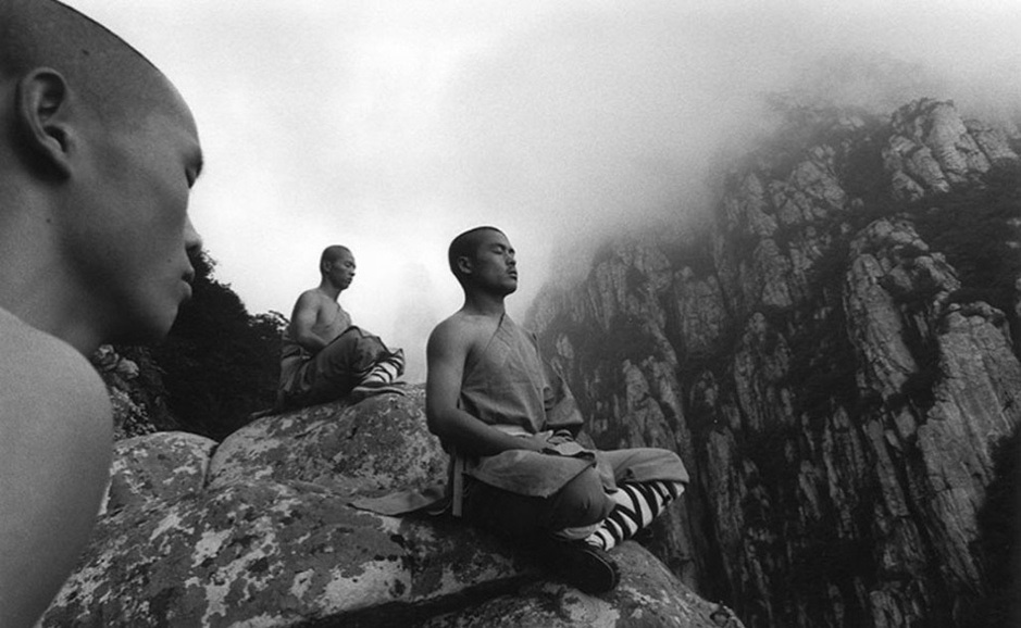 少林寺武僧进入部队练武,电影少林寺众武僧练武场面