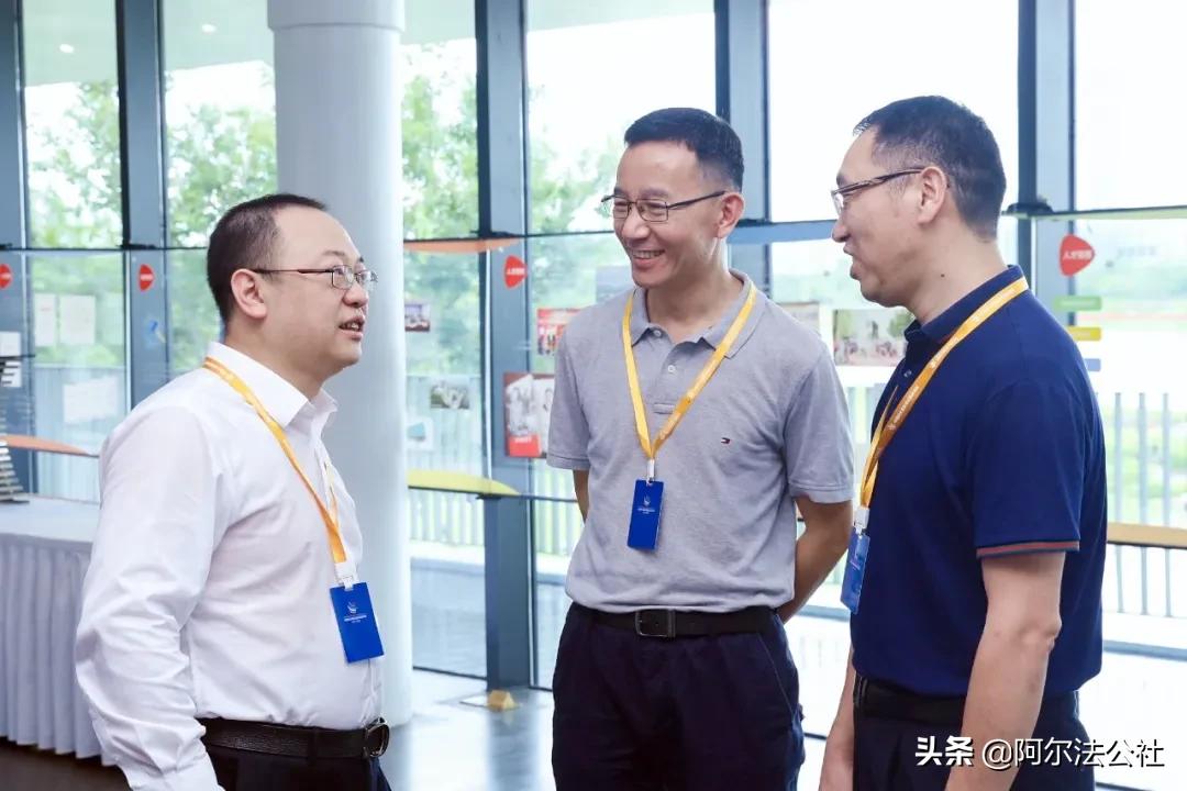 约“架”鹏城论剑南山—中国科大校友创业投资论坛（大湾区）