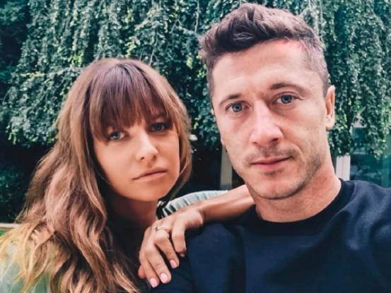 梅西拿冠军巴黎赚多少,梅西夺得的世界冠军瞬间