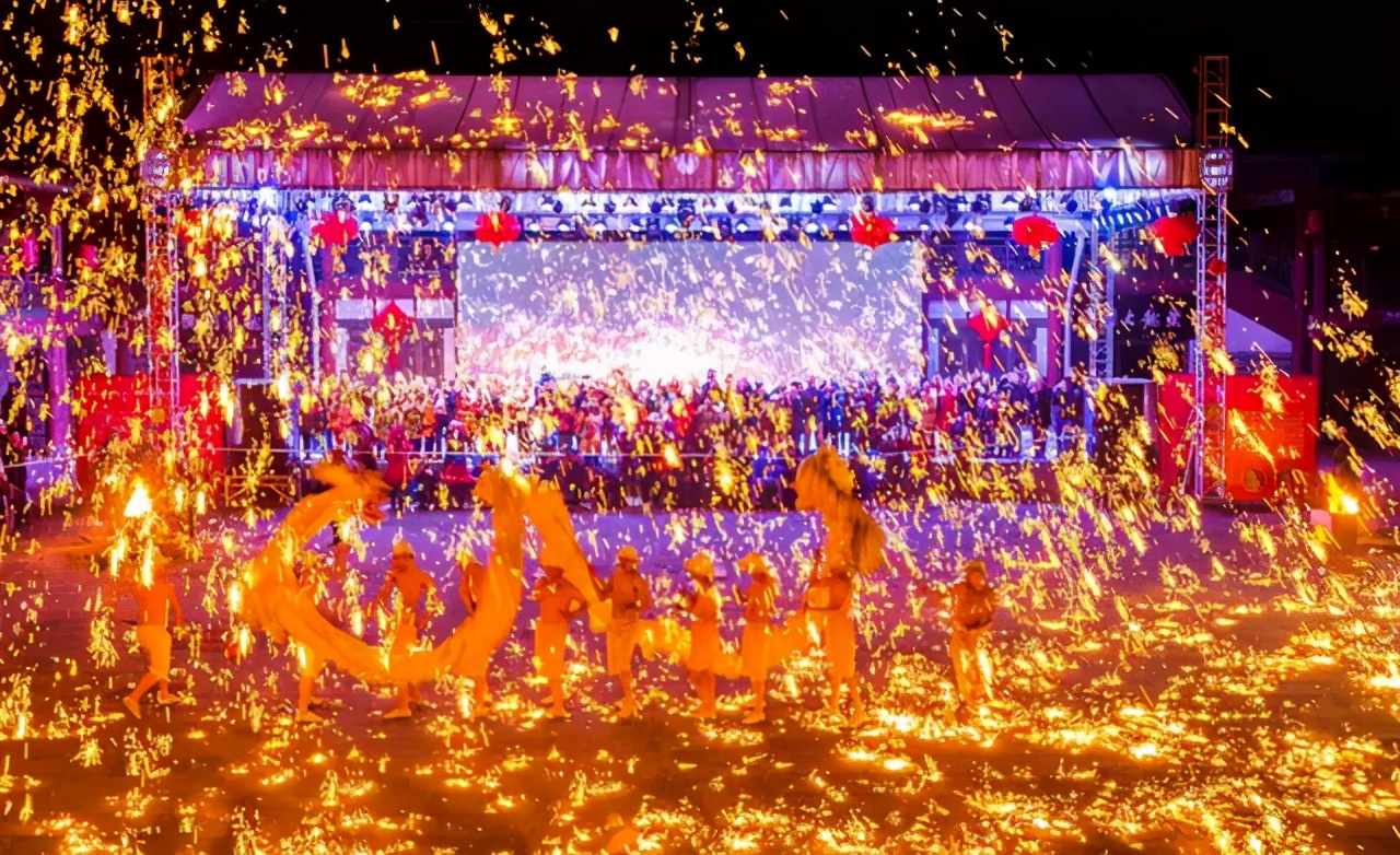 漫步天府之国黄龙溪古镇,成都黄龙溪鹿溪河