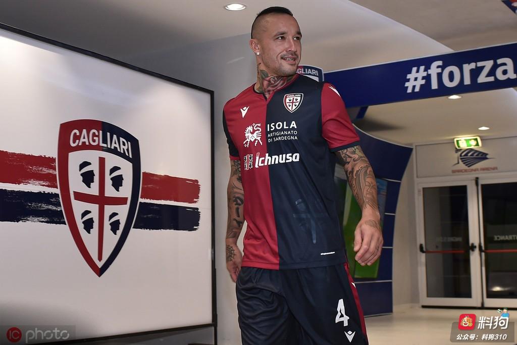 你错过了？这两场足球比赛打默契球，都是送分题