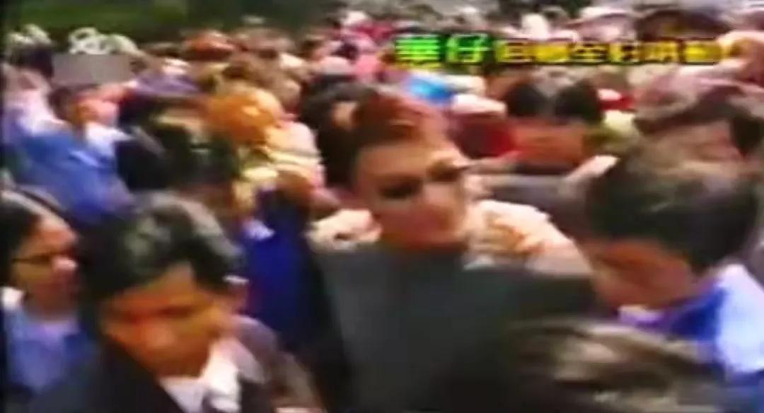 刘德华回乡拜祭祖宗的故事,刘德华回老家认祖归宗争地