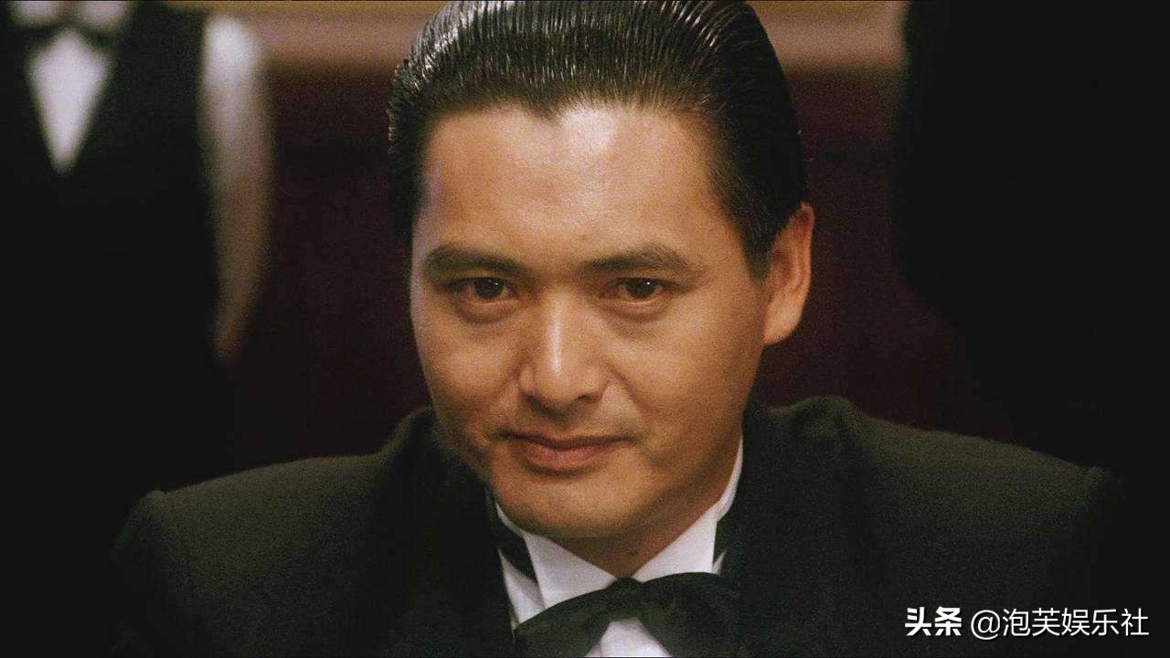 她是日本举重冠军，为出名来香港拍三级片，你绝对认识