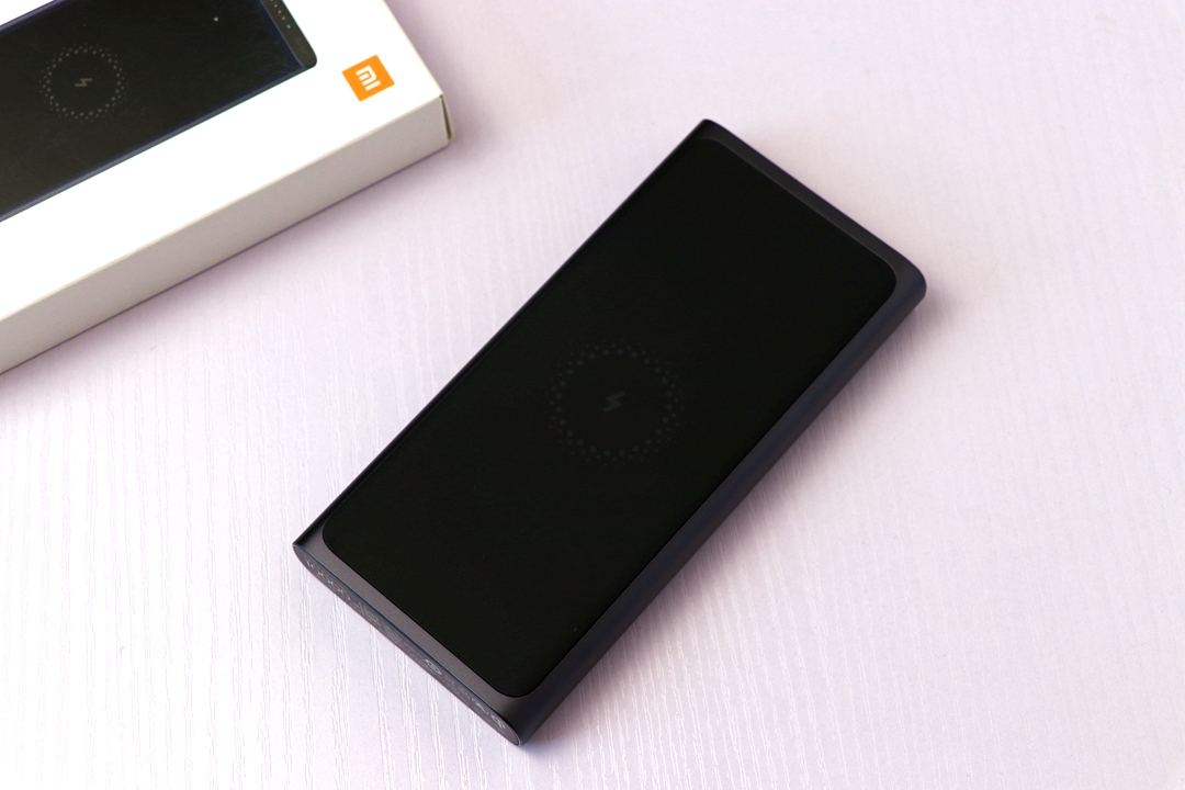 小米无线充电宝10000快充版,小米充电宝大容量20000快充介绍