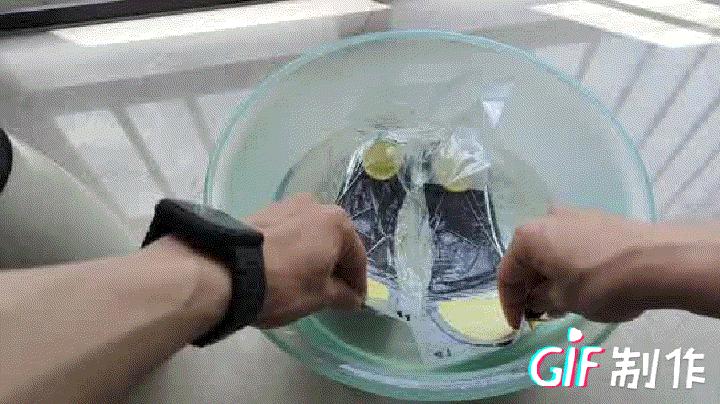 胡侃侃的夏日出行皮鞋和休闲鞋推荐，夏日衣服褶皱的快速处理办法