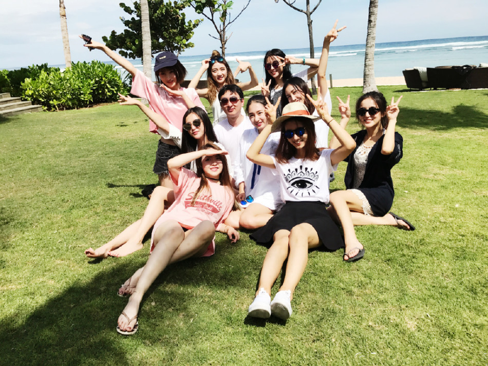 “国民老公”王思聪：一个被网红后宫团，毁了恋爱观的纯情少年