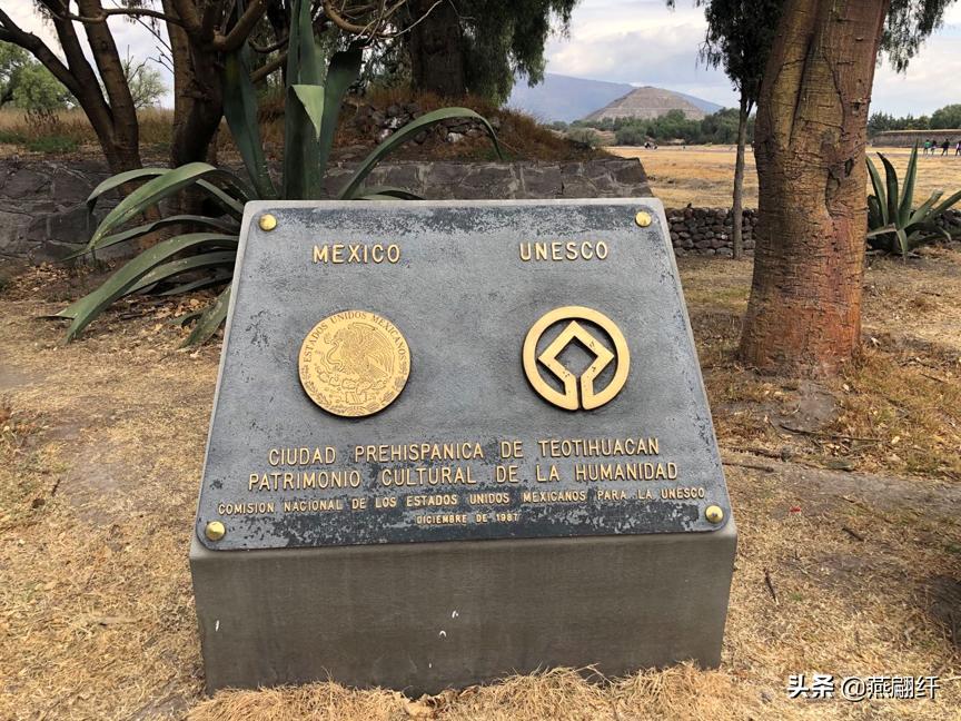 “踏迹古文明、晓看日月辉”— 除夕墨西哥金字塔一日游记