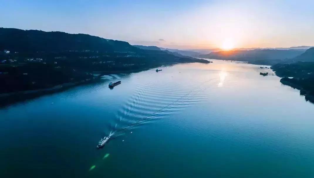 人生最洒脱的10大诗词,人间最美是释怀九首诗词完美诠释