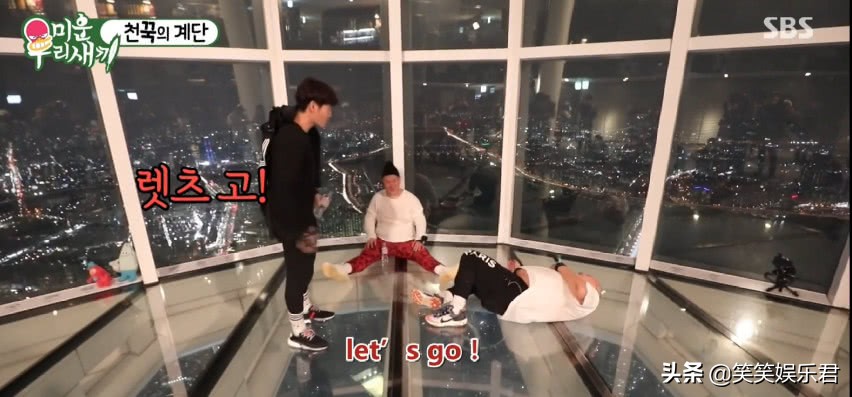 *钟金**国为帮兄弟破例吃肥肉，痛风之前的他真的自律到一种可怕程度